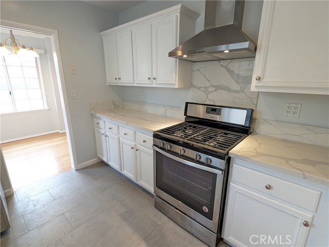 Detail Gallery Image 11 of 24 For 2746 Thurman Ave, Los Angeles,  CA 90016 - 3 Beds | 2 Baths