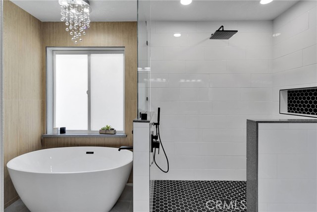 Detail Gallery Image 23 of 69 For 11844 Jenny St, Oak Hills,  CA 92344 - 4 Beds | 2/1 Baths