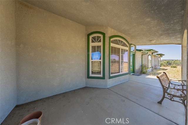 35095 Rough Rider Way, Raymond CA: https://media.crmls.org/medias/e8d58c3e-1887-4092-b92c-130a265cfd9d.jpg