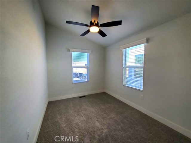 Detail Gallery Image 8 of 14 For 8100 Foothill Bld #3,  Sunland,  CA 91040 - 2 Beds | 1 Baths