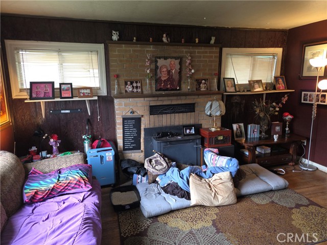 Detail Gallery Image 4 of 48 For 300 Chestnut, Red Bluff,  CA 96080 - 2 Beds | 1 Baths