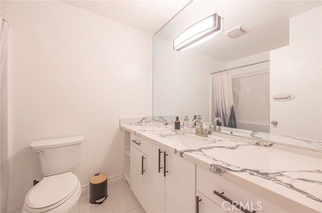 Detail Gallery Image 21 of 54 For 121 Sinclair Ave #207,  Glendale,  CA 91206 - 2 Beds | 2 Baths