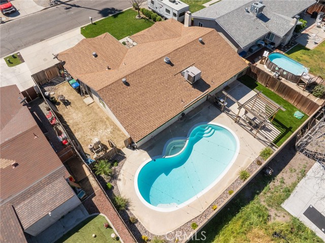 Image 36 of 45 For 40448 Marsha Court