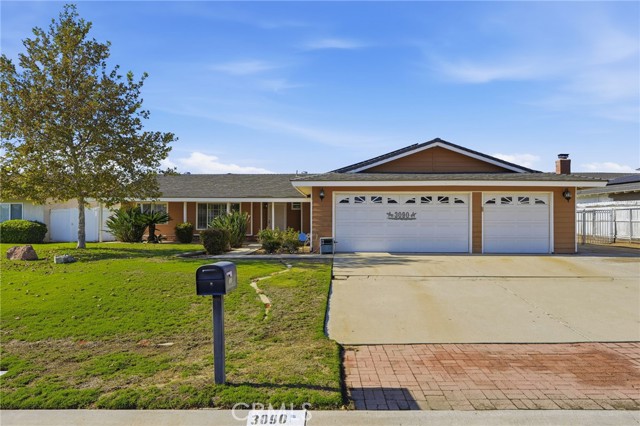 Detail Gallery Image 3 of 60 For 3090 Bronco Ln, Norco,  CA 92860 - 4 Beds | 2 Baths