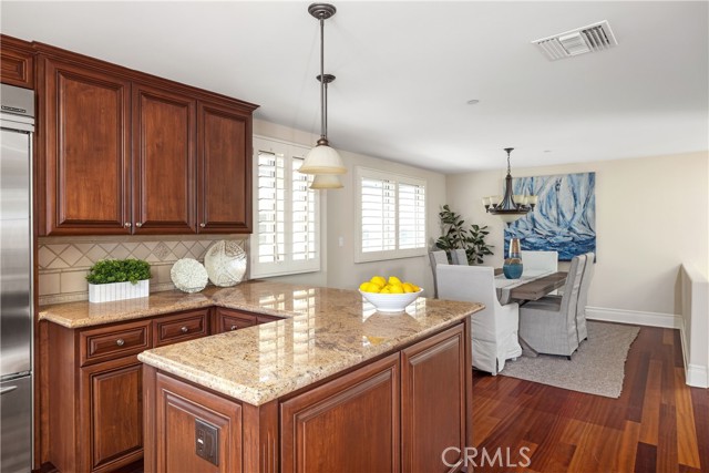 429 21st Place, Manhattan Beach, California 90266, 3 Bedrooms Bedrooms, ,3 BathroomsBathrooms,Residential,Sold,21st,SB22099322