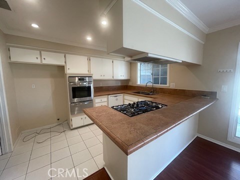 Detail Gallery Image 3 of 18 For 5042 Briarhill Dr, Yorba Linda,  CA 92886 - 3 Beds | 2 Baths