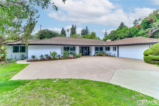 2225 Terraza Place, Fullerton CA: https://media.crmls.org/medias/e8d8188e-e32c-4c7b-a537-3144862c090a.jpg