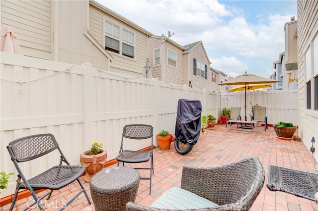 1800 Pacific Coast, Redondo Beach, California 90277, 4 Bedrooms Bedrooms, ,3 BathroomsBathrooms,Residential,Sold,Pacific Coast,SB21216257
