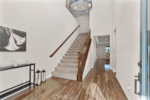 Detail Gallery Image 3 of 40 For 24062 Buckstone, Menifee,  CA 92584 - 5 Beds | 3/1 Baths