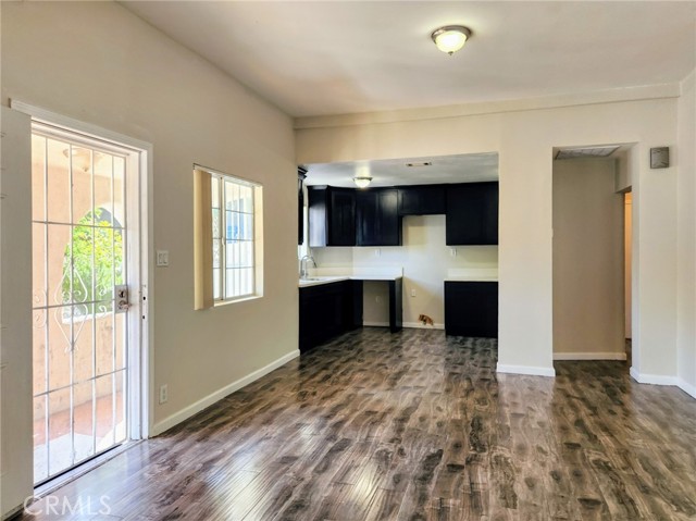 4297 Moonstone Drive, Los Angeles CA: https://media.crmls.org/medias/e8d8c321-ba00-4791-a842-2d2ecb54f1c0.jpg