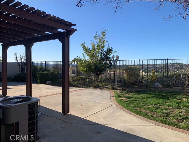 33782 Channel Street, Temecula CA: https://media.crmls.org/medias/e8da2f0f-ae23-41cc-81f4-909278f367b2.jpg
