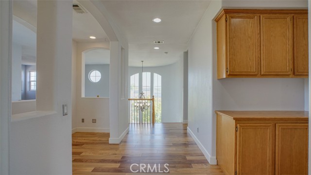 Detail Gallery Image 44 of 71 For 12683 Palm View Way, Riverside,  CA 92503 - 5 Beds | 3 Baths