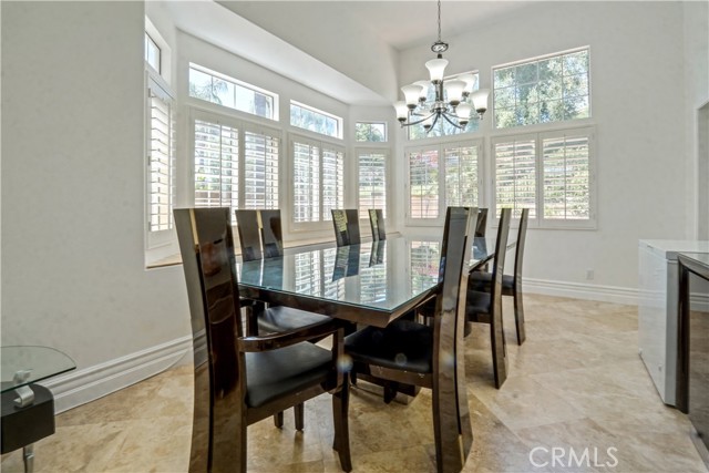 Detail Gallery Image 13 of 34 For 25792 Maple View Dr, Laguna Hills,  CA 92653 - 5 Beds | 3/1 Baths