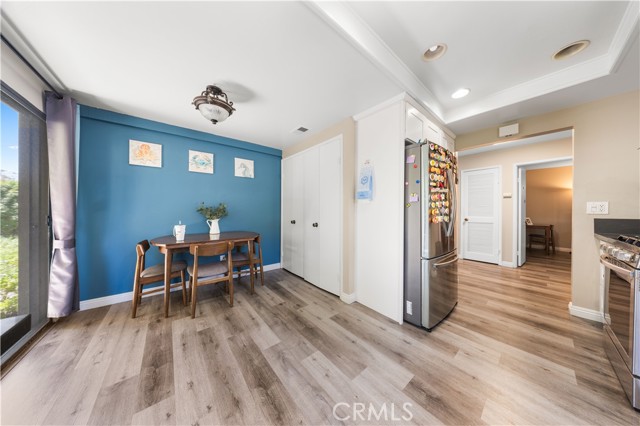 11 Palos, Irvine CA: https://media.crmls.org/medias/e8db62cf-a5b1-4df9-8da3-742206ae7750.jpg