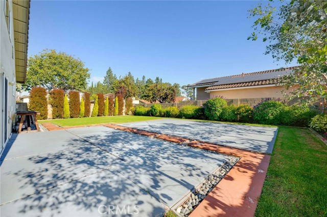 Detail Gallery Image 23 of 37 For 17420 Niagara Ave, Cerritos,  CA 90703 - 4 Beds | 2/1 Baths