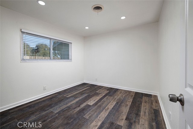 Detail Gallery Image 7 of 17 For 15011 Baylor Cir, Huntington Beach,  CA 92647 - 3 Beds | 2 Baths