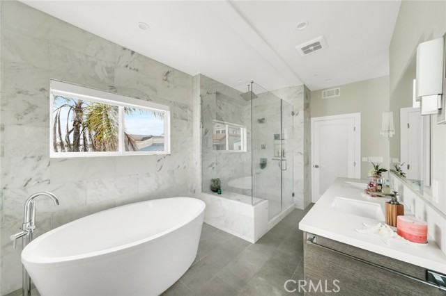 Detail Gallery Image 26 of 57 For 16926 10th St 1a,  Sunset Beach,  CA 90742 - 3 Beds | 3/1 Baths