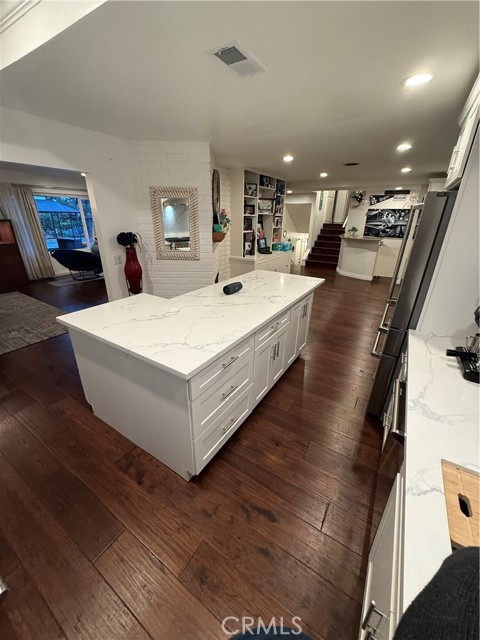 1571 E Palm, Covina CA: https://media.crmls.org/medias/e8de9b52-6d2f-4a3b-9ca4-5200022fd89c.jpg