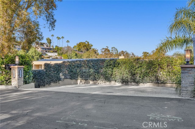 Detail Gallery Image 1 of 1 For 2191 E Lemon Heights Dr, North Tustin,  CA 92705 - 6 Beds | 4/1 Baths