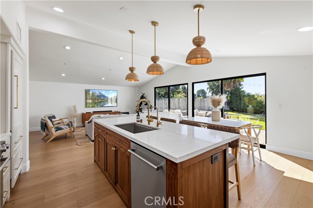 Detail Gallery Image 21 of 73 For 22510 Decoro Dr, Saugus,  CA 91350 - 4 Beds | 3 Baths