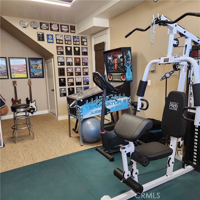30295 Little Harbor Drive, Canyon Lake CA: https://media.crmls.org/medias/e8dfd792-717d-4fbb-8a15-1c0d03eef891.jpg