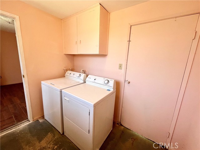 728 Monterey Trail, Frazier Park CA: https://media.crmls.org/medias/e8e0e0f9-bdc0-4933-b0db-2f07bbd5f6dd.jpg