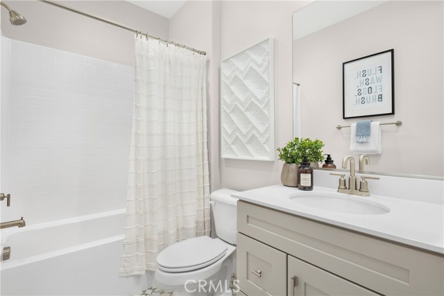 1446 Moore, Redlands CA: https://media.crmls.org/medias/e8e293e9-0ce6-4b8d-a2e5-20763f16a7bb.jpg