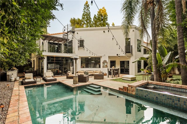 Detail Gallery Image 31 of 44 For 4909 Woodley Ave, Encino,  CA 91436 - 5 Beds | 4 Baths