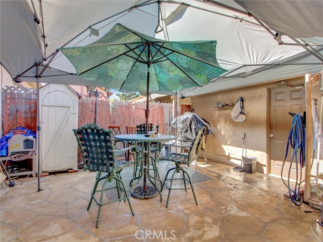 10552 Royal Oak Way, Stanton CA: https://media.crmls.org/medias/e8e2cefa-f53a-41d0-8e01-3acd5aa639c0.jpg