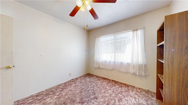 10515 Tujunga Canyon Boulevard, Tujunga CA: https://media.crmls.org/medias/e8e385f5-83a4-4a5a-afcf-ac86ebc10f18.jpg