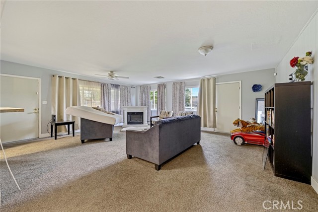 Detail Gallery Image 23 of 36 For 2690 Hawthorne, Merced,  CA 95340 - 3 Beds | 2 Baths