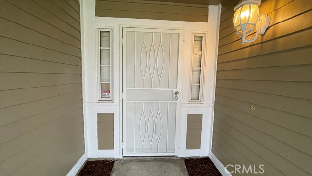 Detail Gallery Image 2 of 23 For 1328 E Pennsylvania, Redlands,  CA 92374 - 3 Beds | 2 Baths