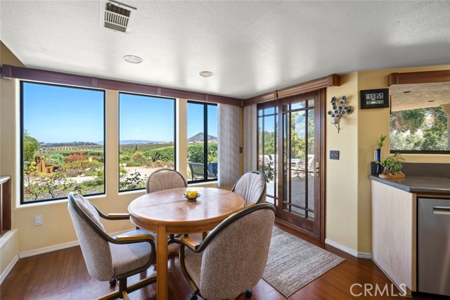 Detail Gallery Image 13 of 75 For 225 Broken Arrow Road, Nipomo,  CA 93444 - 4 Beds | 3 Baths