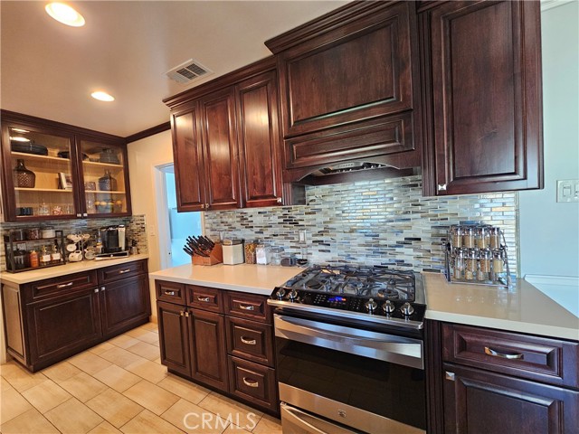 Detail Gallery Image 12 of 38 For 4026 N Shadydale Ave, Covina,  CA 91722 - 4 Beds | 2/1 Baths