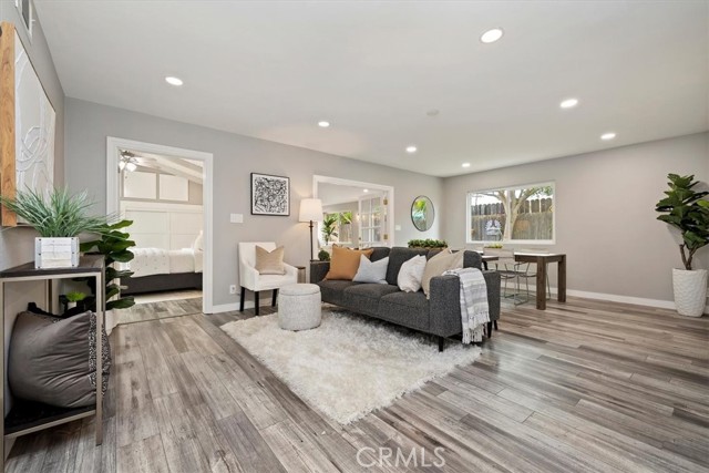 887 Kingman Drive, Norco CA: https://media.crmls.org/medias/e8e525aa-1a98-49d0-8c8d-bcca58305699.jpg