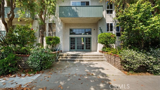 3649 Glendon AVE Unit: 202