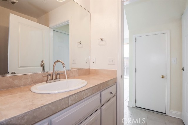 Detail Gallery Image 17 of 46 For 7132 Farralone Ave #207,  Canoga Park,  CA 91303 - 3 Beds | 2/1 Baths