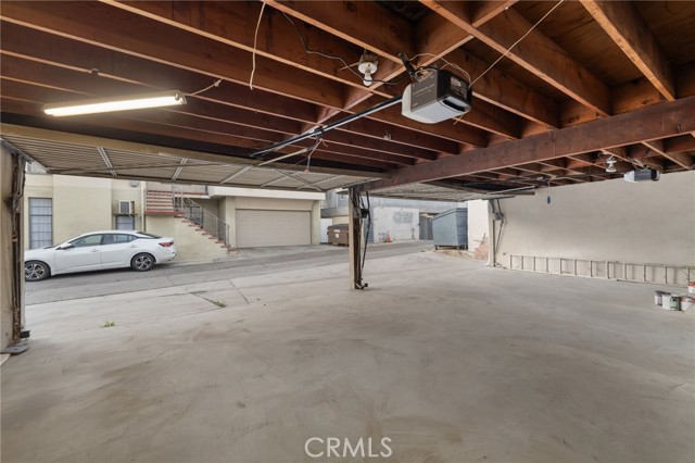 Detail Gallery Image 25 of 26 For 621 E Cedar a,  Burbank,  CA 91501 - 2 Beds | 1/1 Baths