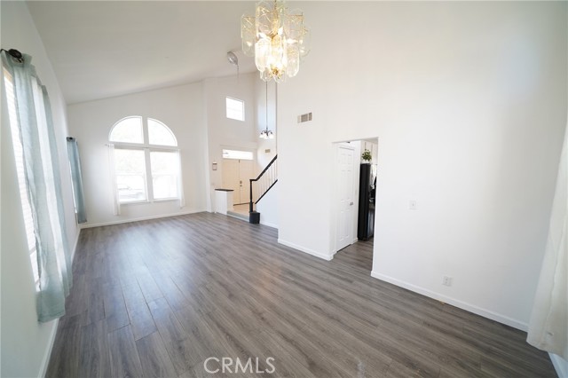 Detail Gallery Image 5 of 24 For 1820 Dawnridge Ct, Palmdale,  CA 93551 - 5 Beds | 3 Baths