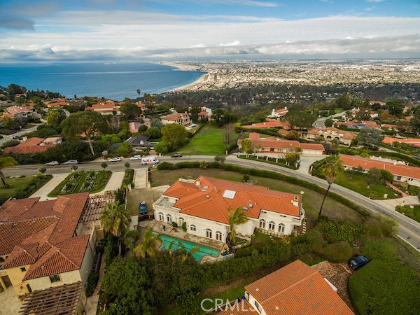 948 Granvia Altamira, Palos Verdes Estates, California 90274, 5 Bedrooms Bedrooms, ,3 BathroomsBathrooms,Residential,Sold,Granvia Altamira,PV17004307