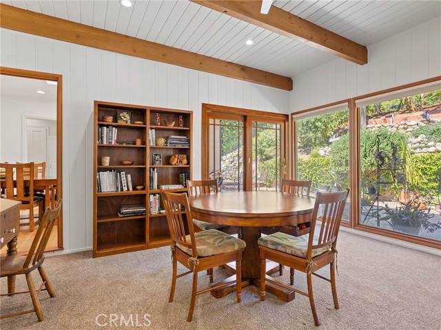 Detail Gallery Image 26 of 72 For 1012 N Sunset Canyon Dr, Burbank,  CA 91504 - 3 Beds | 2 Baths