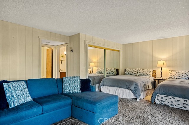 824 Oakmont Lane, Lake Arrowhead, CA 92352