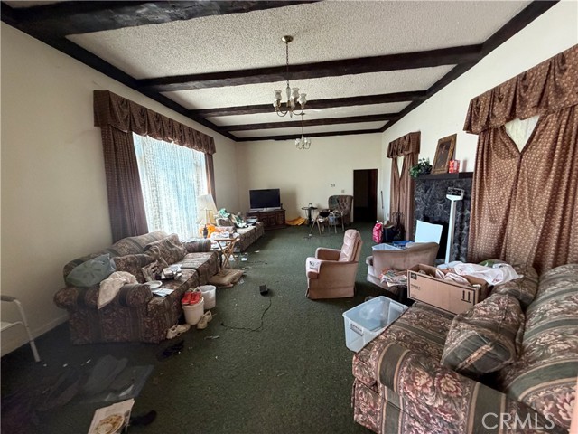 Detail Gallery Image 3 of 28 For 27490 Norwood, Highland,  CA 92346 - 4 Beds | 2/1 Baths