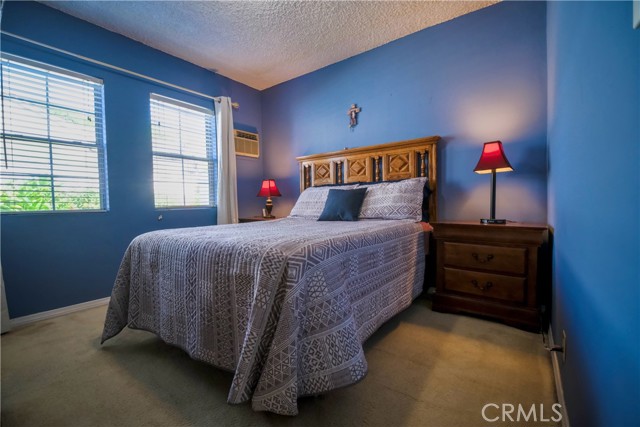 Detail Gallery Image 9 of 32 For 8331 Vista Del Rosa St, Downey,  CA 90240 - 3 Beds | 2 Baths