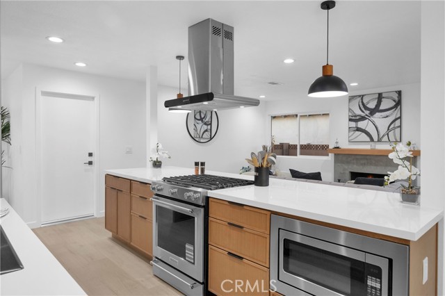 Image 6 of 33 For 10592 Pamela