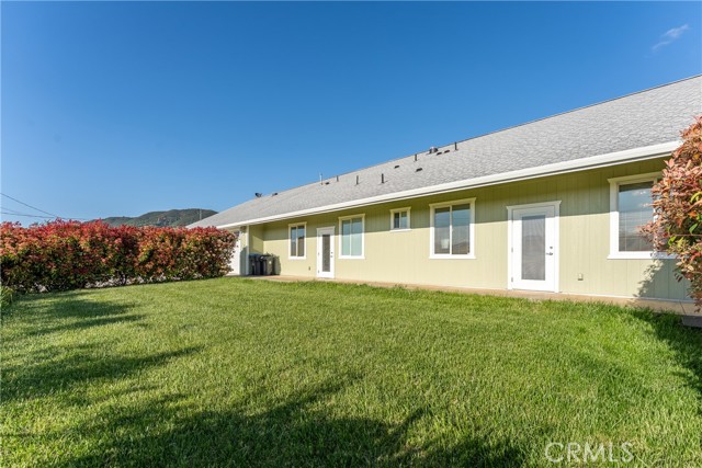 2260 Lakeshore Blvd, Upper Lake CA: https://media.crmls.org/medias/e8eaf0fb-9f7f-4361-85b9-09d49e40f24c.jpg