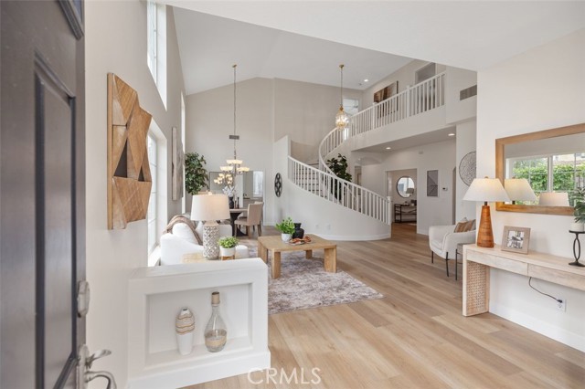 Detail Gallery Image 9 of 52 For 25036 Footpath Ln, Laguna Niguel,  CA 92677 - 5 Beds | 3 Baths