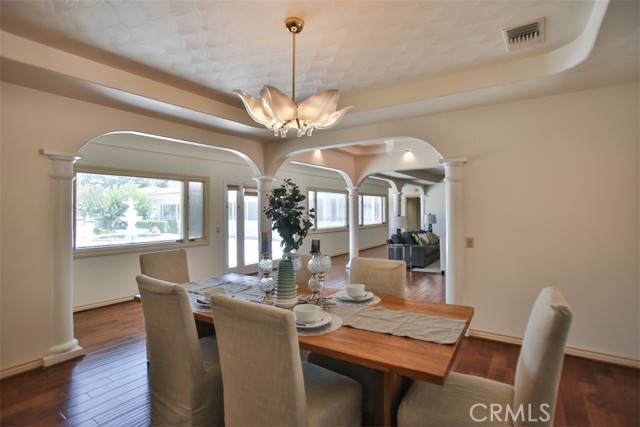 Detail Gallery Image 8 of 53 For 3624 Hollins Ave, Claremont,  CA 91711 - 6 Beds | 5 Baths