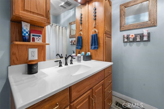 Detail Gallery Image 18 of 45 For 928 Anita Ave, Big Bear City,  CA 92314 - 4 Beds | 2 Baths