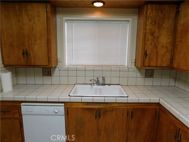 Detail Gallery Image 17 of 72 For 1253 W 11th St, Merced,  CA 95341 - 3 Beds | 1 Baths